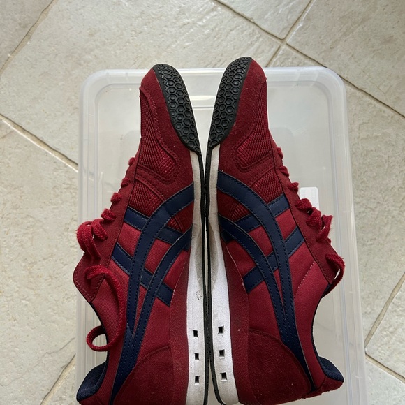 Onitsuka Tiger Red Sneakers - Picture 3 of 5